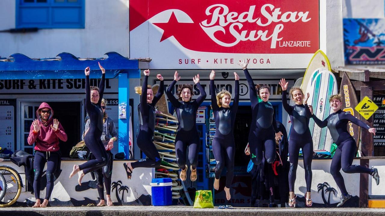 Red Star Surf & Yoga Camp Lanzarote Hostel ฟามารา ภายนอก รูปภาพ